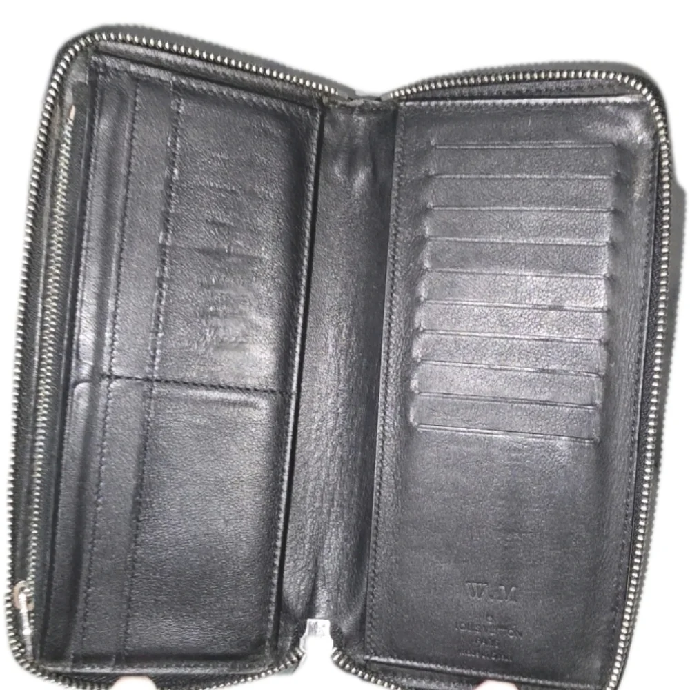 Louis Vuitton sleek black